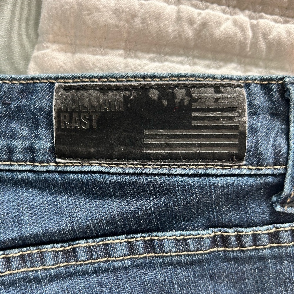 Women’s baby bootcut William Rast jeans - Picture 3 of 6